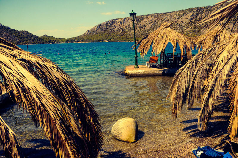 Отель Mantas Bay Лоутраки Экстерьер фото
